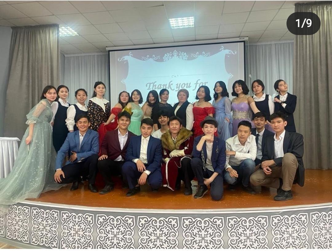 Under the guidance of an English teacher, Mereke, and her trainee Ayaulym, the 9th grade students performed a theatrical performance called 'Cinderella'.
