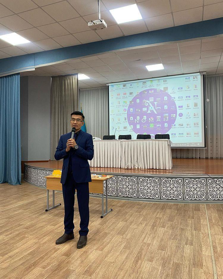 Өтепов Нұрлан Ырысқалиұлымен 'ЛОГИКА - барлық жеңістің кілті!' тақырыбында кездесу кеші өткізілді.